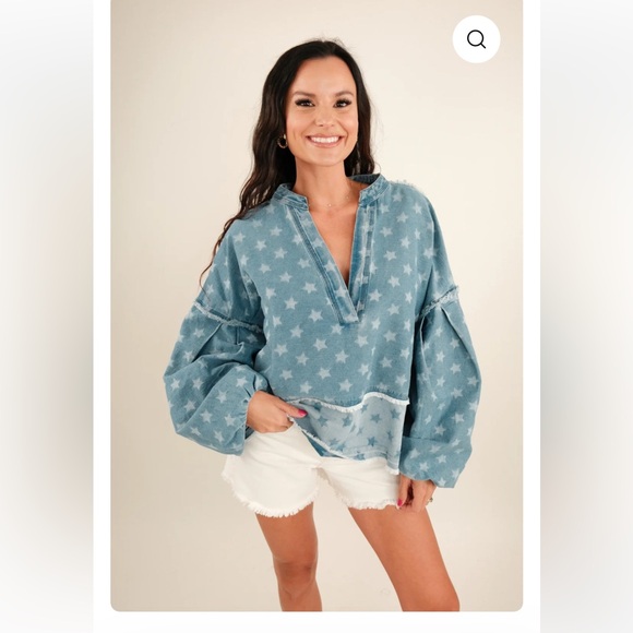 Oli & Hali Blue Star Print Blouse; Size L - Picture 5 of 12
